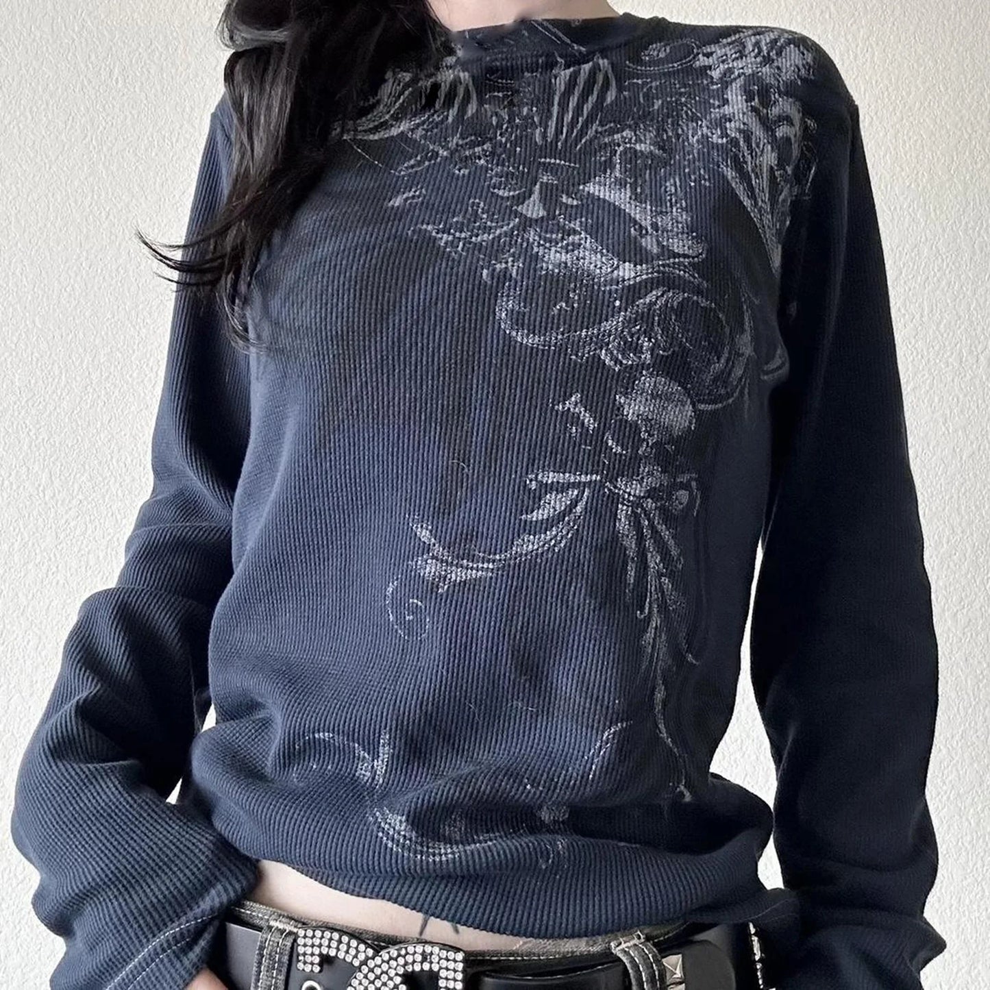 2000s Y2K Cyber Grunge Vintage T-shirt Graphic Print O Neck Long Sleeve Tee Women Slim Fit Crop Tops EGirl Skater Emo Streetwear